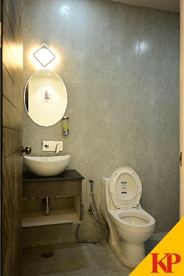 בארילי Hotel Kapson Palace מראה חיצוני תמונה