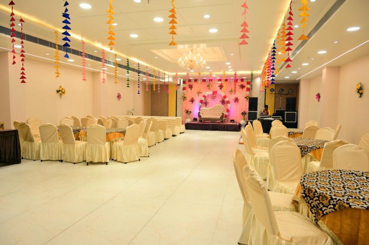 בארילי Hotel Kapson Palace מראה חיצוני תמונה